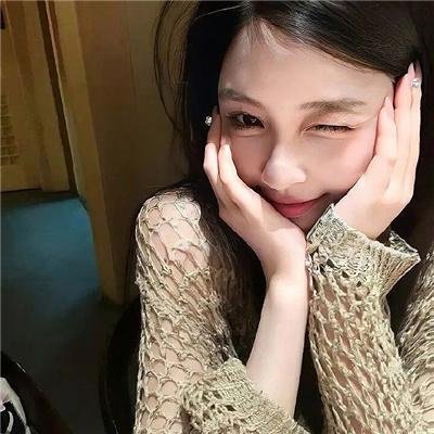 四月的女儿